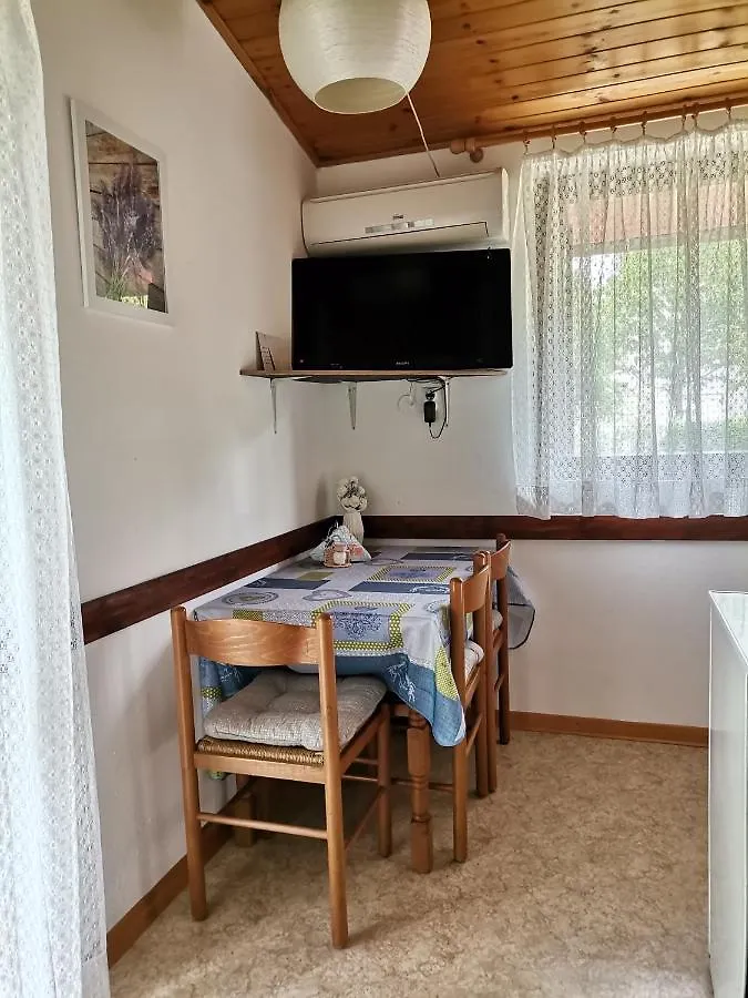 Apartment Studio Zvonka Zambratija   Zambratija (Istria)
