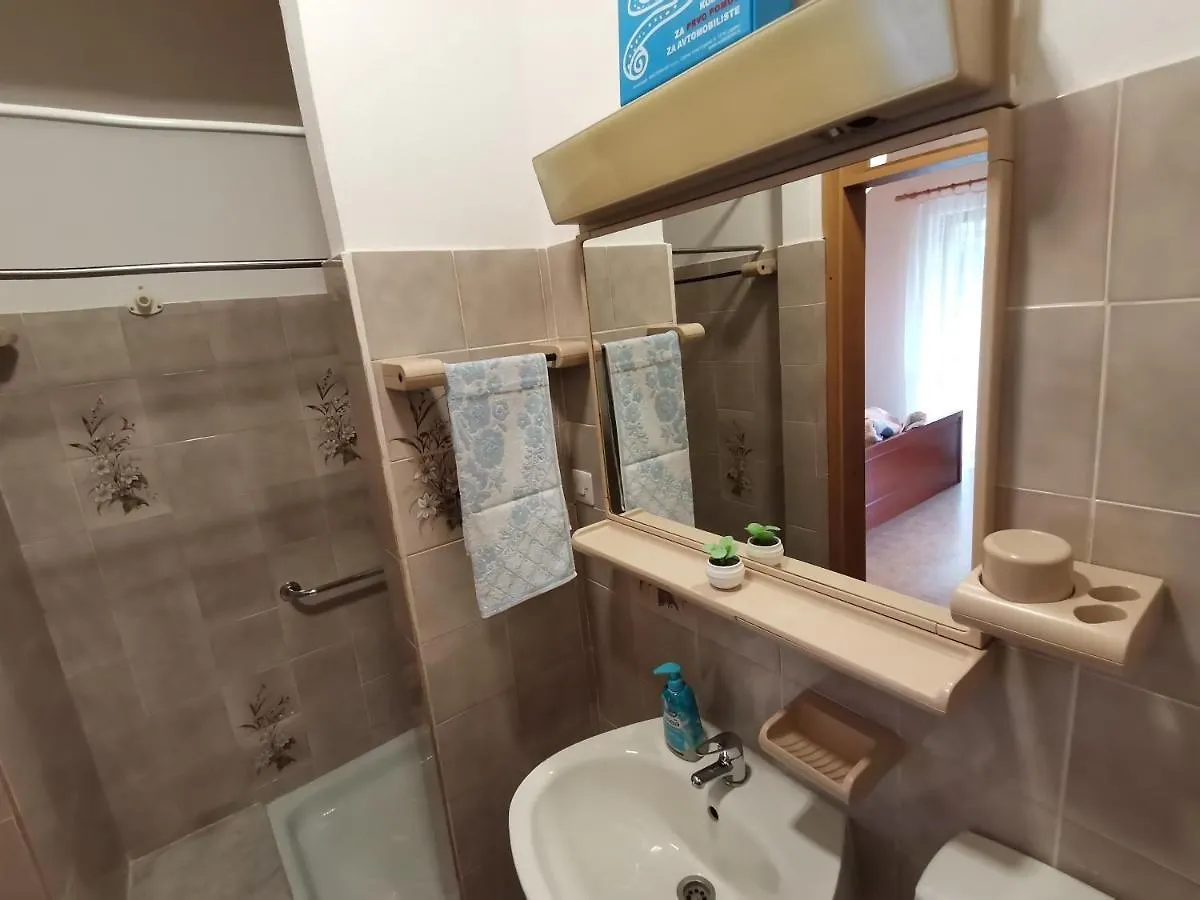 Apartment Studio Zvonka Zambratija  Croatia